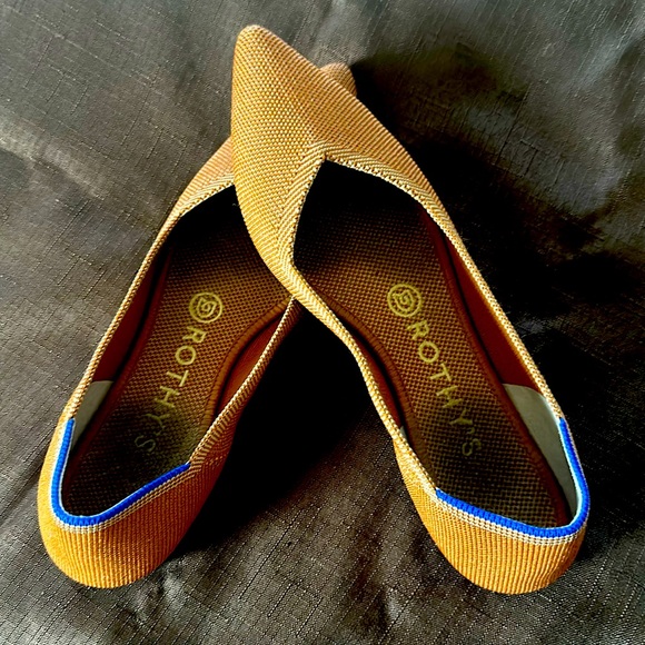Rothy’s Fawn Pointed Flats - Picture 2 of 4
